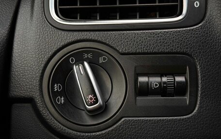 Volkswagen Polo VI (EU Market), 2011 год, 655 000 рублей, 18 фотография