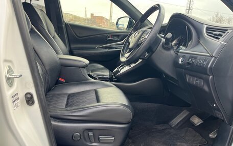 Toyota Harrier, 2017 год, 2 610 000 рублей, 4 фотография