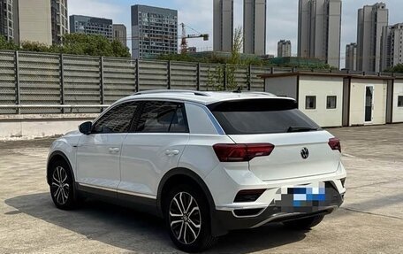Volkswagen T-Roc I, 2021 год, 1 450 000 рублей, 4 фотография