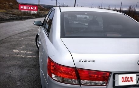 Hyundai Sonata VI, 2005 год, 580 000 рублей, 4 фотография