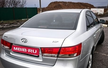 Hyundai Sonata VI, 2005 год, 580 000 рублей, 3 фотография