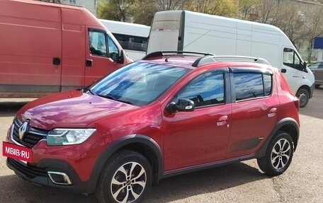 Renault Sandero II рестайлинг, 2021 год, 1 470 000 рублей, 2 фотография