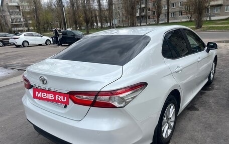 Toyota Camry, 2020 год, 2 880 000 рублей, 5 фотография