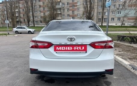 Toyota Camry, 2020 год, 2 880 000 рублей, 4 фотография