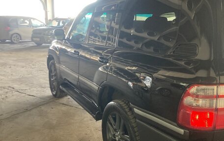 Toyota Land Cruiser 100 рестайлинг 2, 2004 год, 2 950 000 рублей, 9 фотография