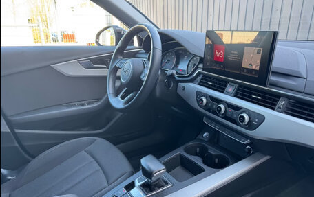 Audi A4, 2023 год, 2 775 286 рублей, 9 фотография