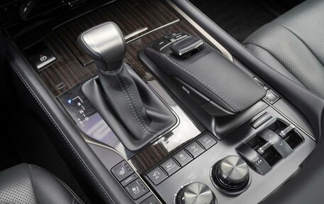 Lexus LX III, 2019 год, 10 500 000 рублей, 18 фотография