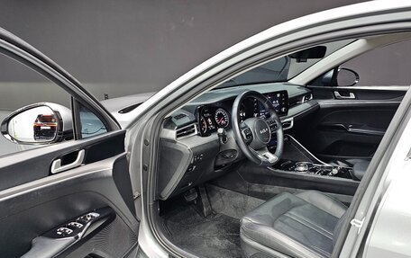 KIA K5, 2022 год, 2 180 000 рублей, 7 фотография