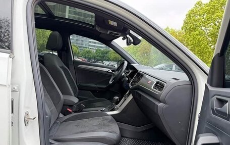 Volkswagen T-Roc I, 2022 год, 1 980 000 рублей, 7 фотография