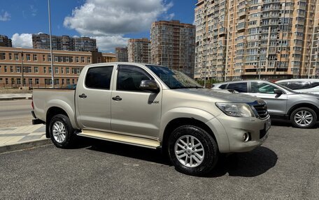 Toyota Hilux VII, 2013 год, 3 000 000 рублей, 4 фотография