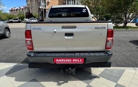 Toyota Hilux VII, 2013 год, 3 000 000 рублей, 6 фотография