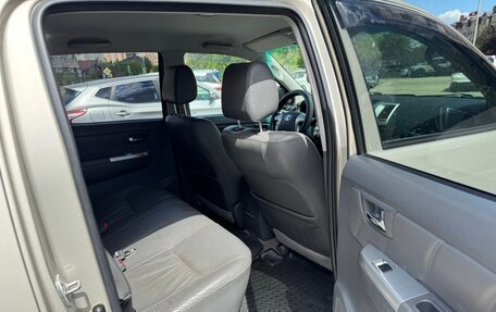 Toyota Hilux VII, 2013 год, 3 000 000 рублей, 12 фотография