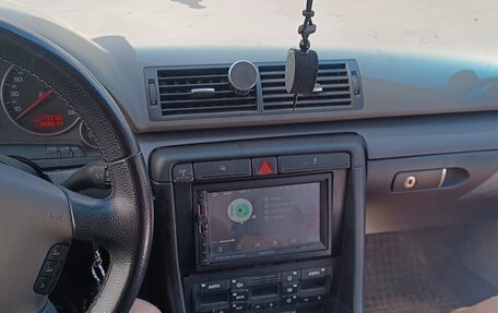 Audi A4, 2004 год, 750 000 рублей, 6 фотография