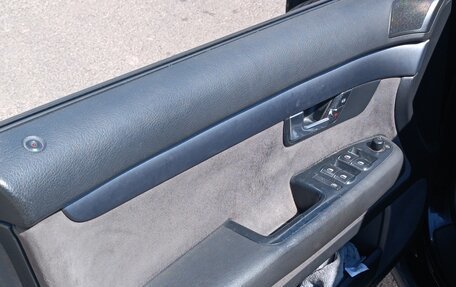 Audi A4, 2004 год, 750 000 рублей, 11 фотография