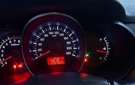 KIA Rio III рестайлинг, 2013 год, 750 000 рублей, 10 фотография