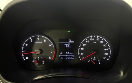 Hyundai Solaris II рестайлинг, 2017 год, 1 120 000 рублей, 11 фотография