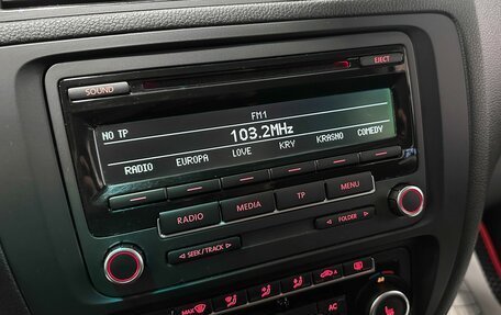 Volkswagen Jetta VI, 2012 год, 890 000 рублей, 19 фотография