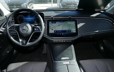 Mercedes-Benz E-Класс, 2025 год, 6 413 564 рублей, 8 фотография