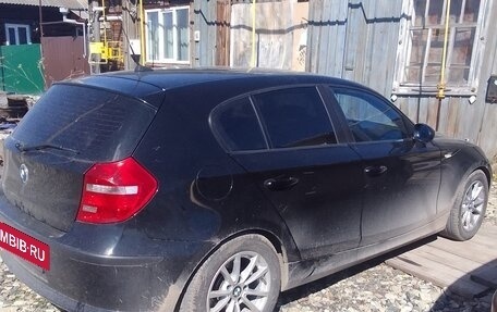 BMW 1 серия, 2009 год, 940 000 рублей, 4 фотография