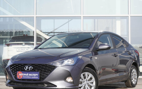 Hyundai Solaris II рестайлинг, 2021 год, 1 580 000 рублей, 1 фотография