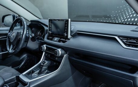 Toyota RAV4, 2021 год, 3 197 000 рублей, 14 фотография