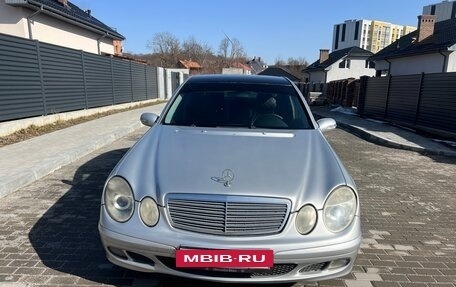 Mercedes-Benz E-Класс, 2002 год, 630 000 рублей, 9 фотография