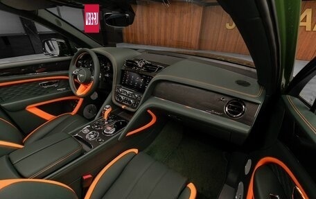 Bentley Bentayga I, 2025 год, 47 900 000 рублей, 38 фотография