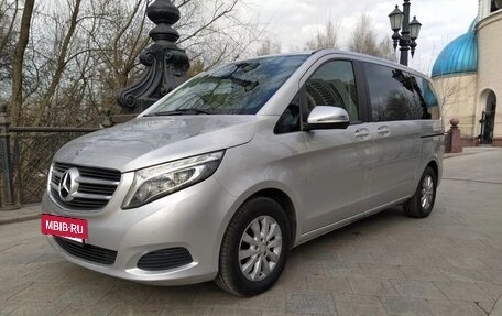 Mercedes-Benz V-Класс, 2016 год, 4 100 000 рублей, 4 фотография