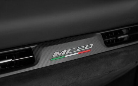 Maserati MC20, 2024 год, 31 000 000 рублей, 27 фотография