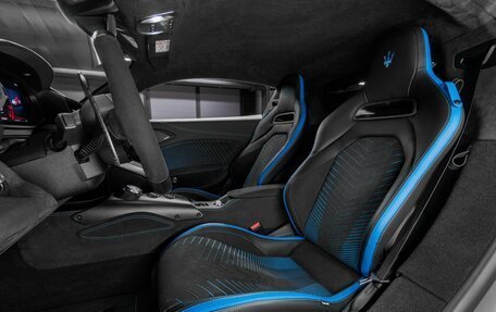 Maserati MC20, 2024 год, 31 000 000 рублей, 16 фотография