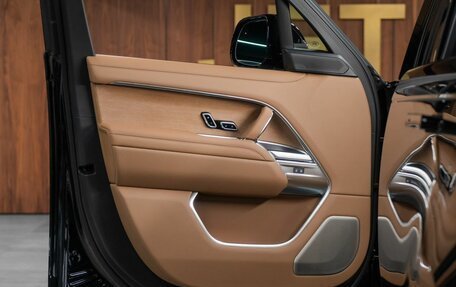 Land Rover Range Rover IV рестайлинг, 2023 год, 30 000 000 рублей, 12 фотография