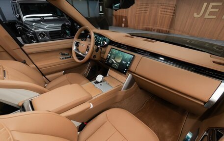 Land Rover Range Rover IV рестайлинг, 2023 год, 30 000 000 рублей, 27 фотография