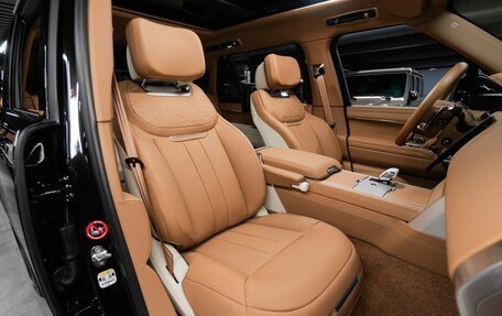 Land Rover Range Rover IV рестайлинг, 2023 год, 30 000 000 рублей, 26 фотография