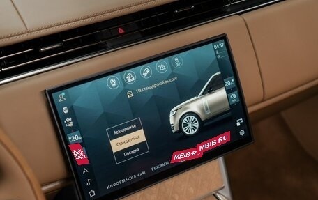 Land Rover Range Rover IV рестайлинг, 2023 год, 30 000 000 рублей, 21 фотография