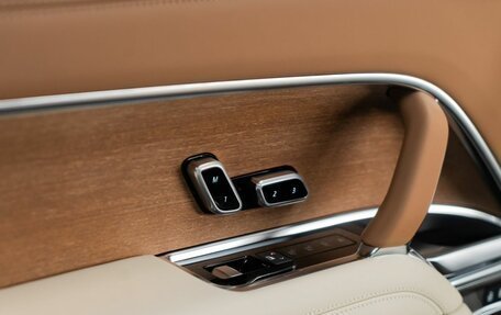 Land Rover Range Rover IV рестайлинг, 2023 год, 30 000 000 рублей, 29 фотография