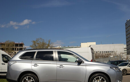 Mitsubishi Outlander III рестайлинг 3, 2012 год, 1 578 000 рублей, 3 фотография