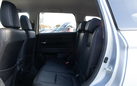 Mitsubishi Outlander III рестайлинг 3, 2012 год, 1 578 000 рублей, 8 фотография