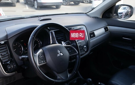Mitsubishi Outlander III рестайлинг 3, 2012 год, 1 578 000 рублей, 10 фотография