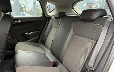 Opel Astra J, 2012 год, 710 000 рублей, 24 фотография