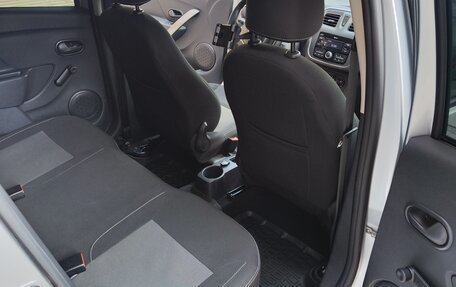 Renault Logan II, 2021 год, 860 000 рублей, 16 фотография