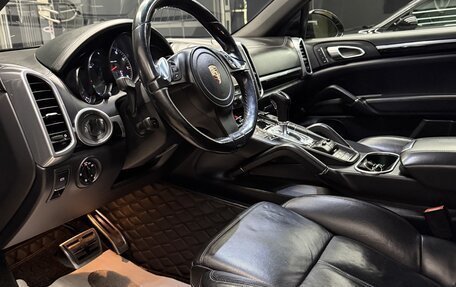 Porsche Cayenne III, 2011 год, 2 190 000 рублей, 16 фотография