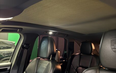 Porsche Cayenne III, 2011 год, 2 190 000 рублей, 25 фотография