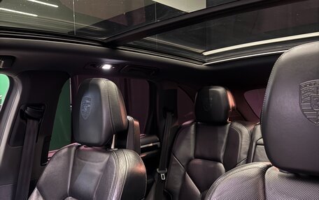 Porsche Cayenne III, 2011 год, 2 190 000 рублей, 26 фотография