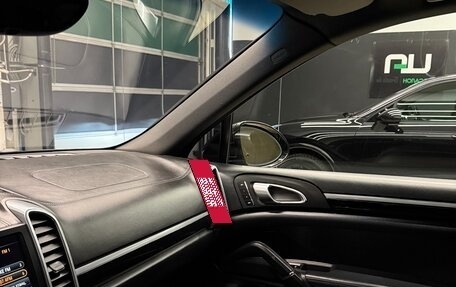 Porsche Cayenne III, 2011 год, 2 190 000 рублей, 24 фотография