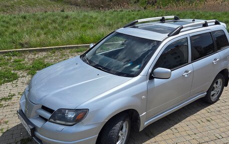 Mitsubishi Outlander III рестайлинг 3, 2004 год, 850 000 рублей, 3 фотография