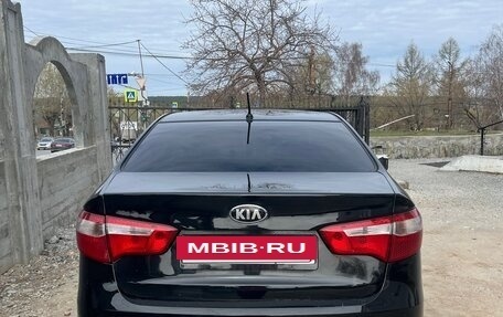 KIA Rio III рестайлинг, 2013 год, 780 000 рублей, 4 фотография