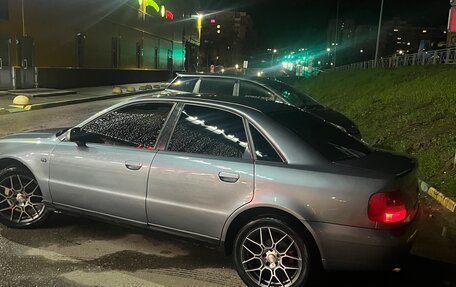 Audi A4, 1999 год, 370 000 рублей, 2 фотография