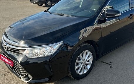 Toyota Camry, 2016 год, 1 800 000 рублей, 2 фотография
