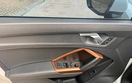 Audi Q3, 2022 год, 2 200 000 рублей, 11 фотография