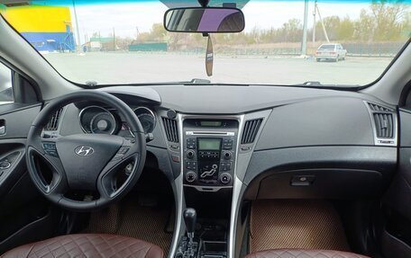 Hyundai Sonata VI, 2010 год, 1 040 000 рублей, 9 фотография